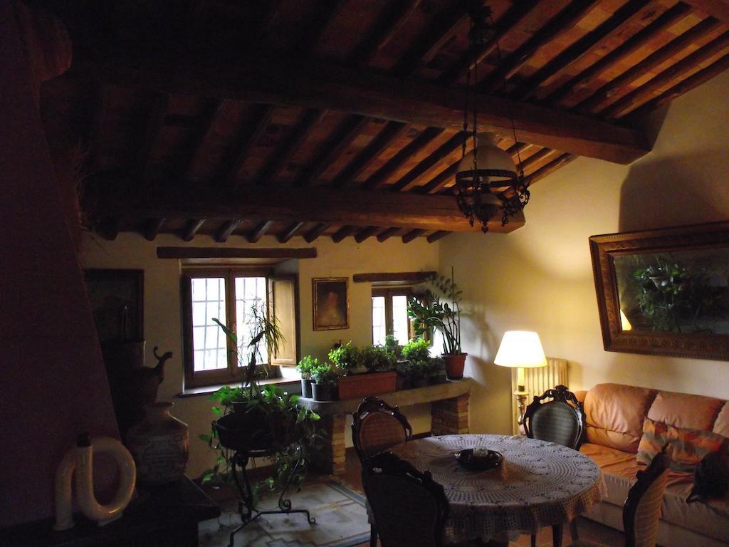 Albergo Il Colombaio Кастелина ин Кианти Екстериор снимка