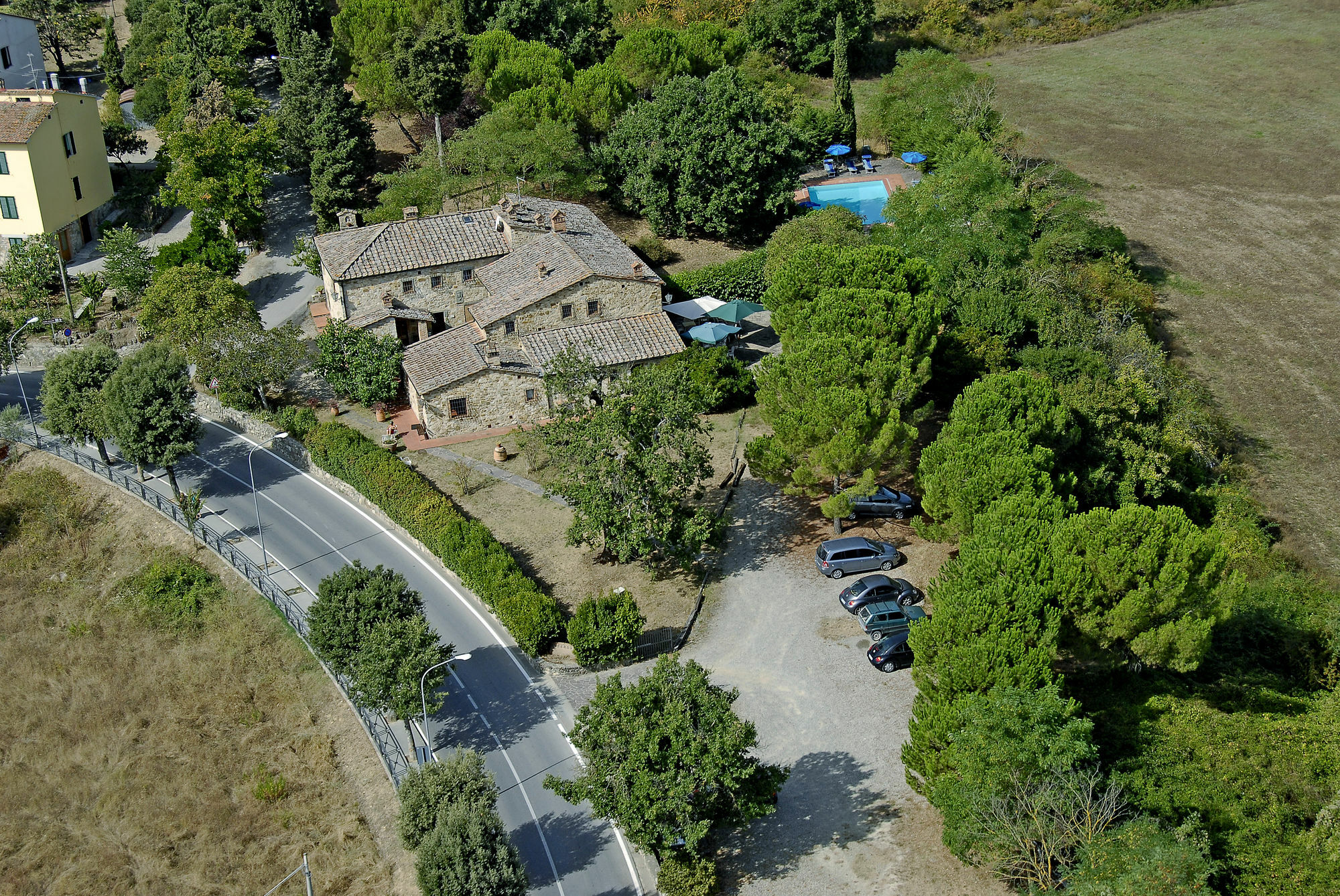 Albergo Il Colombaio Кастелина ин Кианти Екстериор снимка